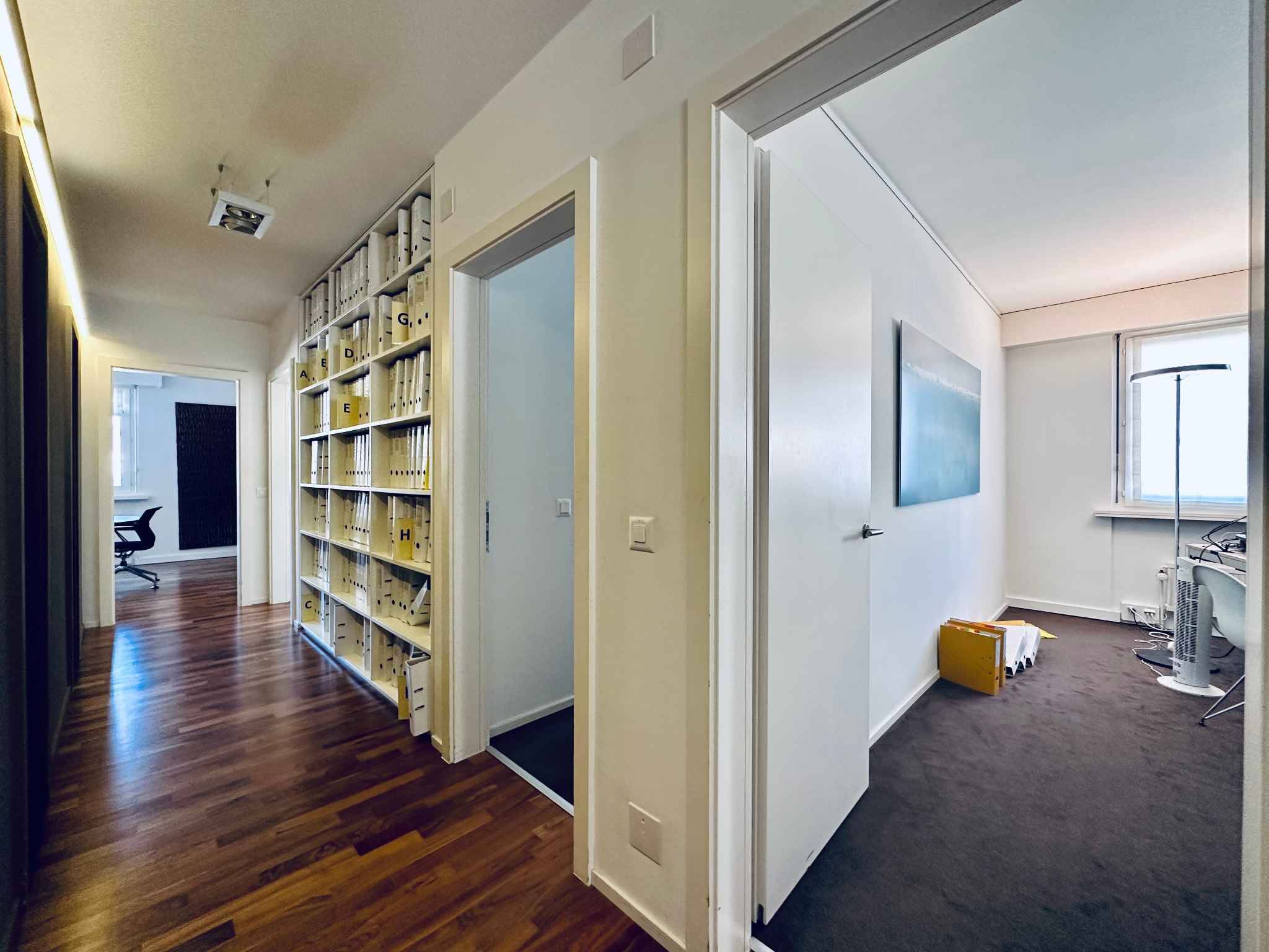 Bureaux traversants et lumineux, aménagés à louer - 192 m² à Sion