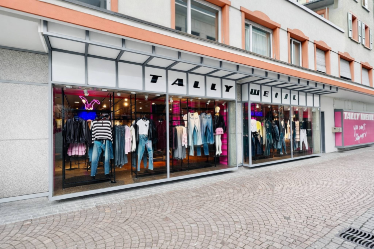 Arcade, locaux de 451 m2 à louer - Emplacement numéro 1