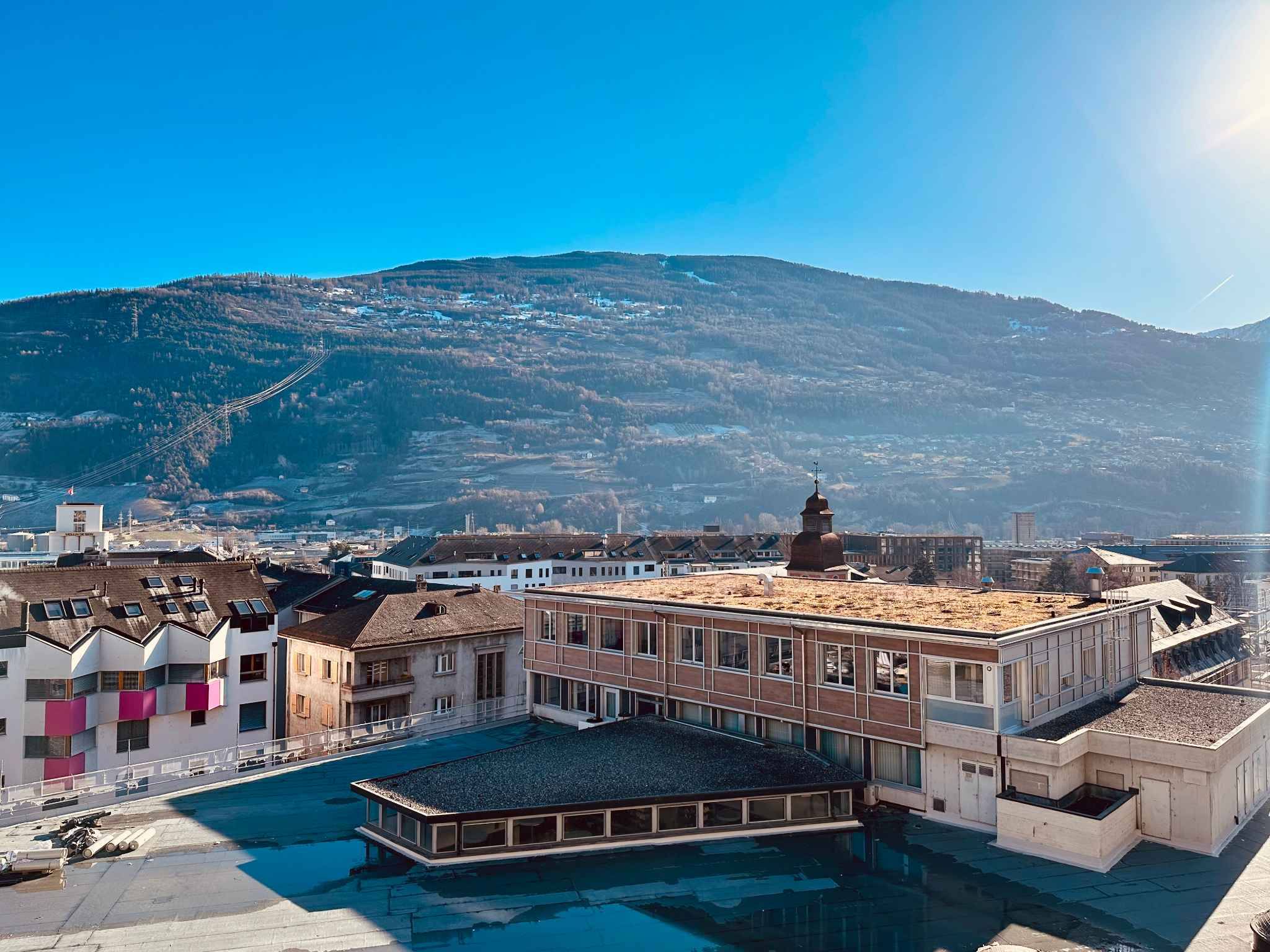 Bureaux traversants et lumineux, aménagés à louer - 192 m² à Sion