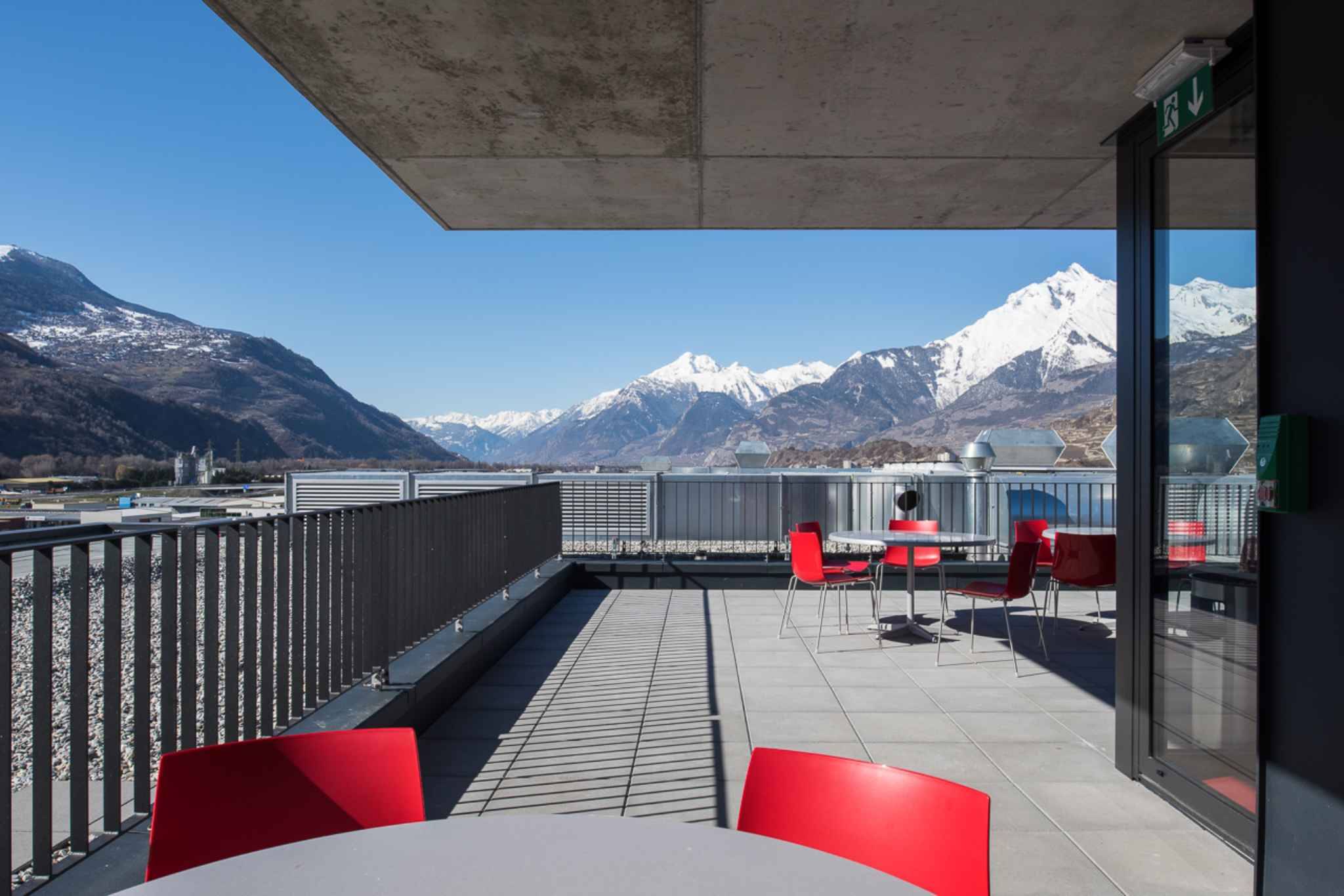 EXCLUSIF : Bureaux PLUG & PLAY de 2'770 m2 à louer à SION